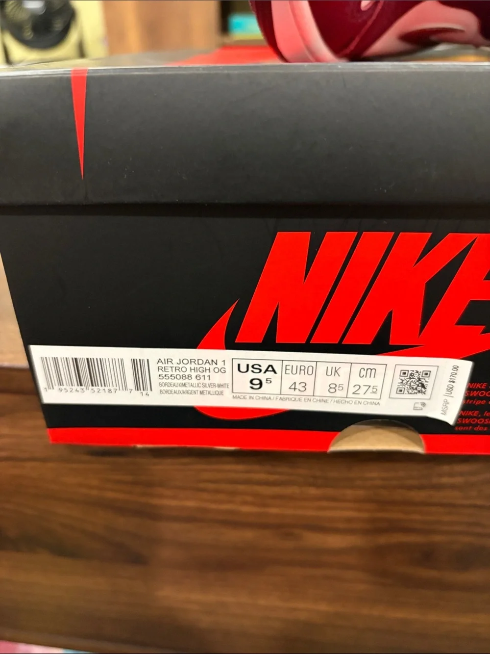 Air Jordan 1 Retro High OG Bordeaux Sz 9.5 Men’s